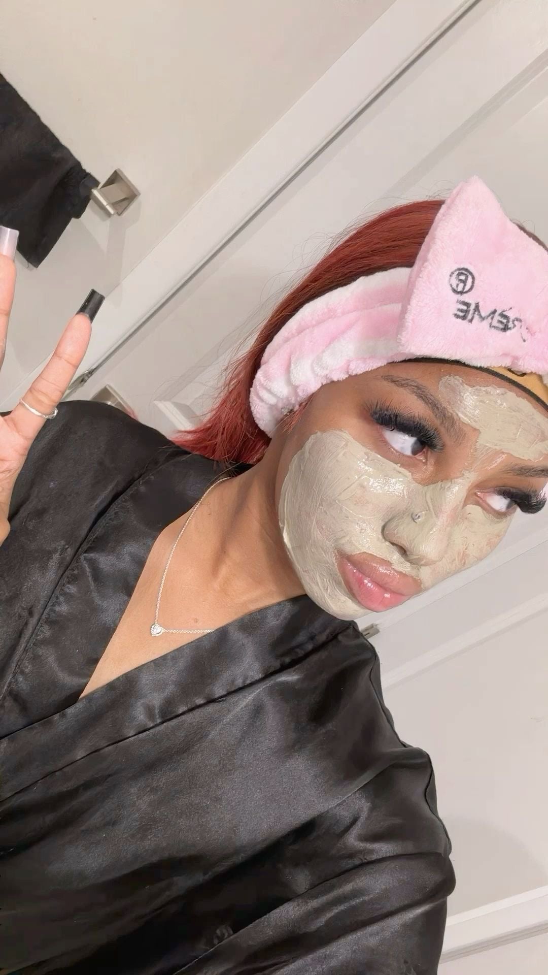 Bare Radiance Pore Detox Mask